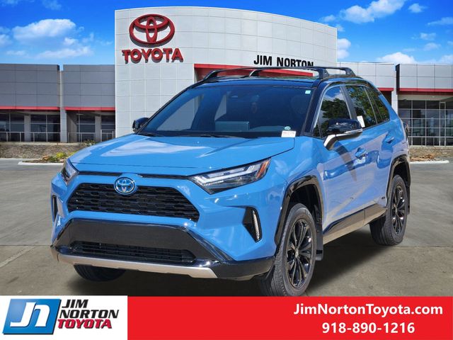 2024 Toyota RAV4 Hybrid XSE 2