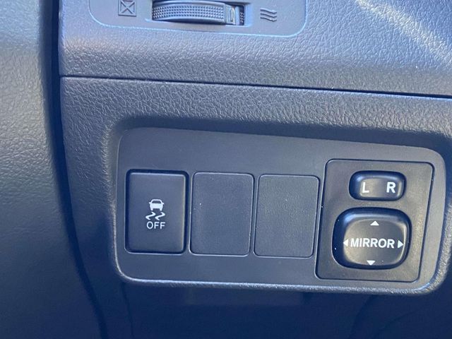 Used 2013 Red Toyota S image 20