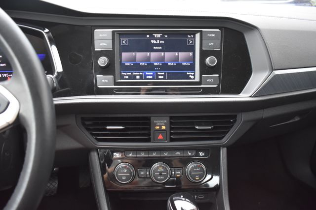 Used 2024 Volkswagen Jetta Sedan