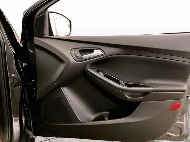 2015 Ford Focus SE Gray at Phil Fitts Ford