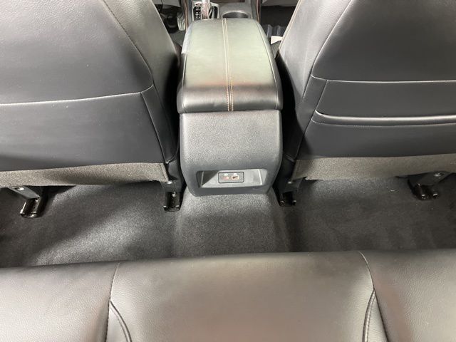 2022 Pearl White Tricoat Nissan Altima 2.5 SR FWD Sedan