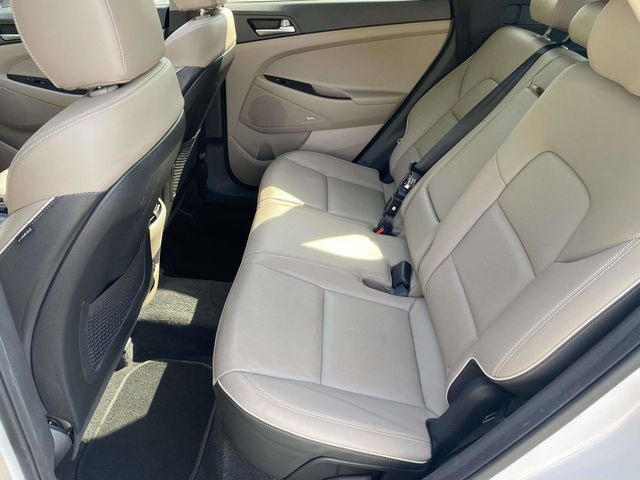 2019 Dazzling White Hyundai Tucson Ultimate FWD SUV