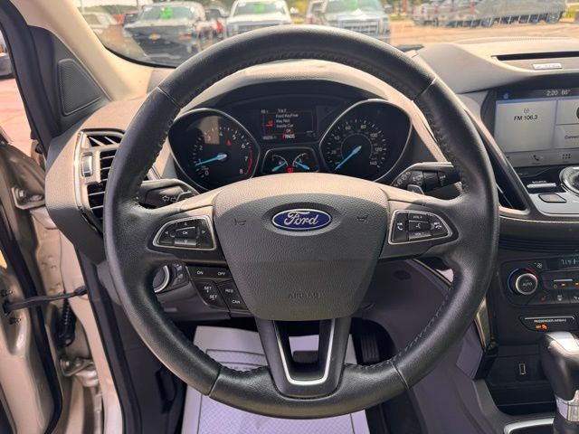 2017 Ford Escape Titanium 20