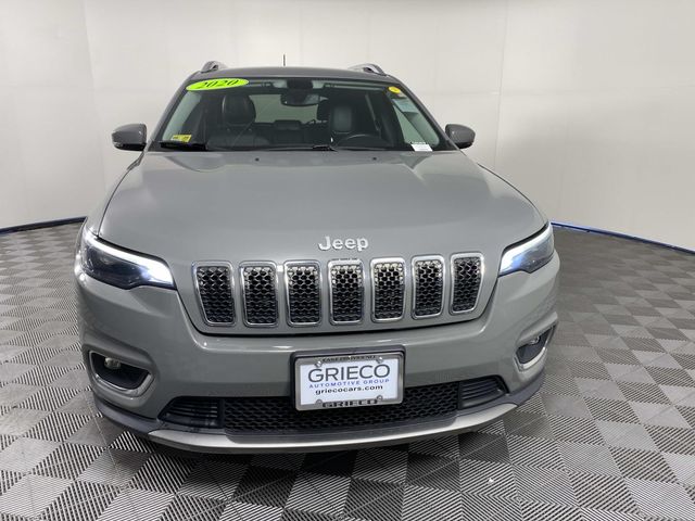 View vehicle photo 3