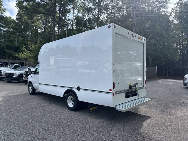 New 2027 White Ford 16FT BOX/RAMP image 6