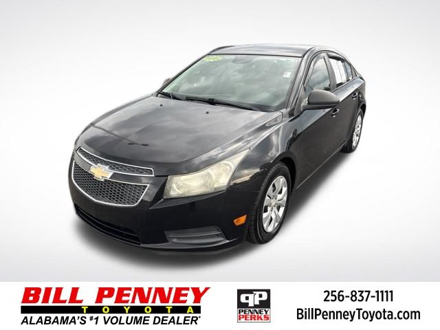 2013 Chevrolet Cruze LS Sedan FWD