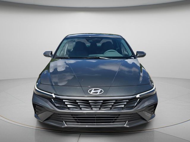 2026 Hyundai Elantra - $21,659