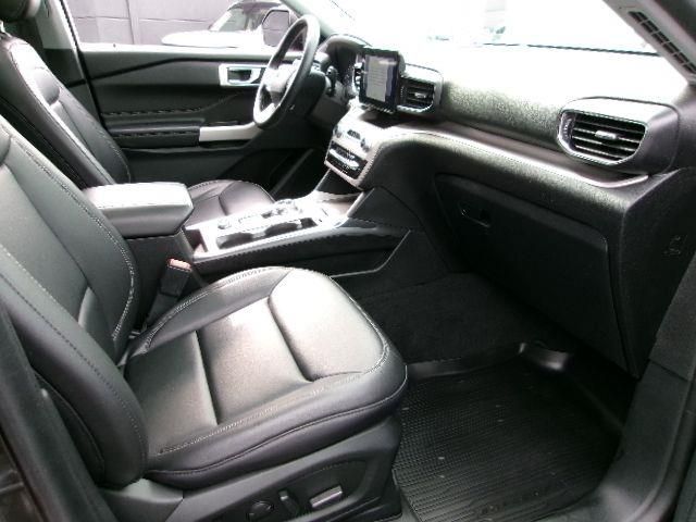 used 2022 Ford Explorer car, priced at $31,582