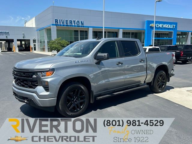 Sterling Gray Metallic 2024 Chevrolet Silverado 1500 Pickup Truck Four-Wheel Drive 8-Speed Automatic
