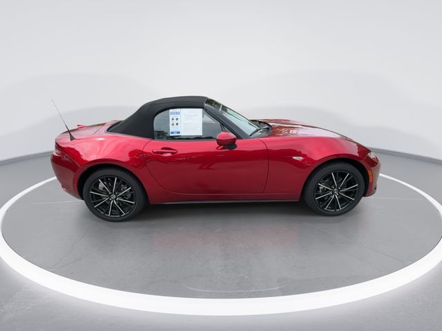 Used 2025 Red Mazda Grand Touring image 5