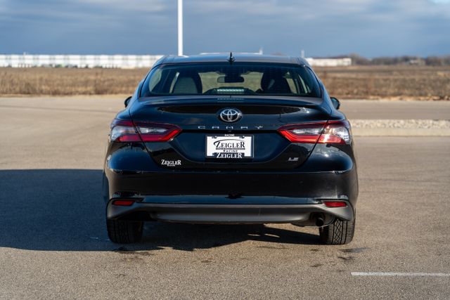 2023 Toyota Camry LE 6