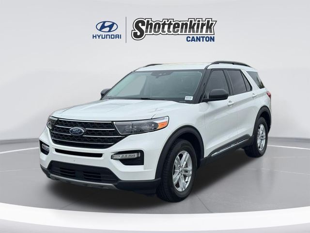 Star White Metallic Tri-Coat 2023 Ford Explorer XLT RWD SUV / Crossover Rear-Wheel Drive Automatic