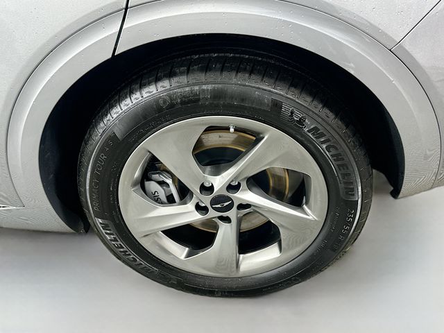 Thumbnail: 2026 Genesis GV70 - 32