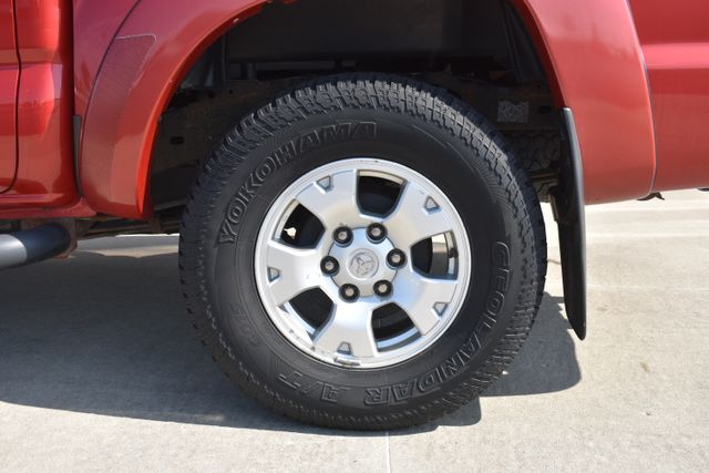 2011 Toyota Tacoma Base - Photo 9