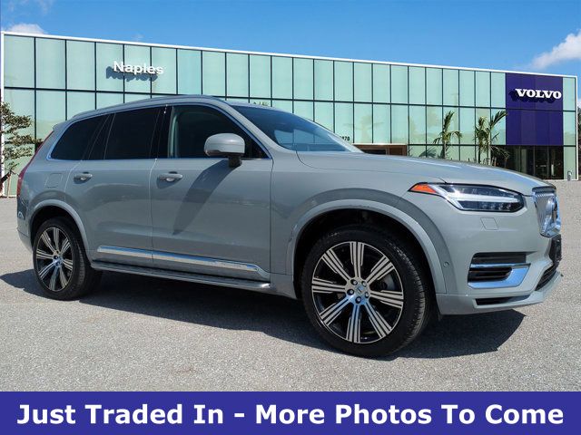 2024 Volvo XC90 Recharge T8 Ultimate Bright Theme 7-Passenger eAWD