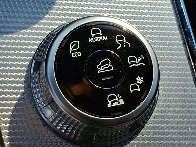 2022 Mitsubishi Outlander SEL  at Bob Ruth Ford