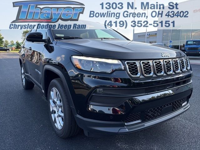 Used 2024 Jeep Compass Latitude Lux 4D Sport Utility