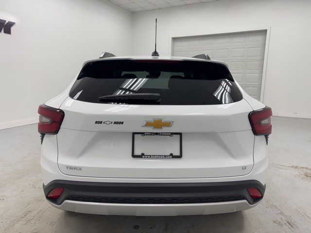 new 2026 Chevrolet Trax car, priced at $24,580