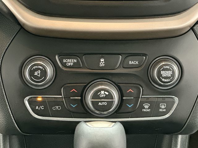 2015 Jeep Cherokee Limited Gray at South Hills CDJR