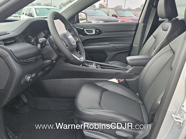 New 2026 Silver Jeep Latitude image 5