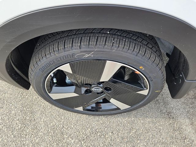 New 2026 White Nissan SR image 17