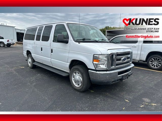 2013 Ford E-Series Blanco (Oxford White) Van Tracción trasera 4 velocidades Automática marcha alta