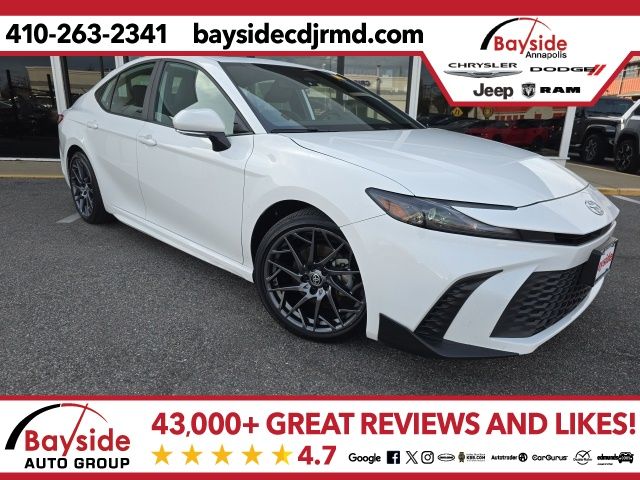 2025 Toyota Camry SE FWD