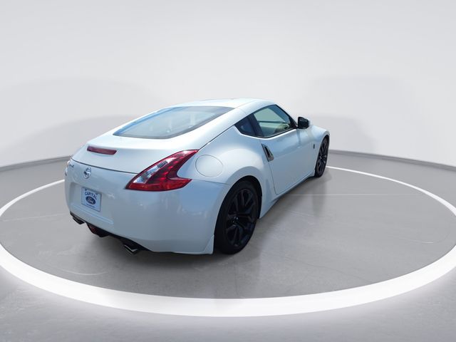 Used 2020 White Nissan Base image 7