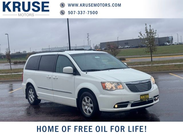 2012 Chrysler Town & Country Touring