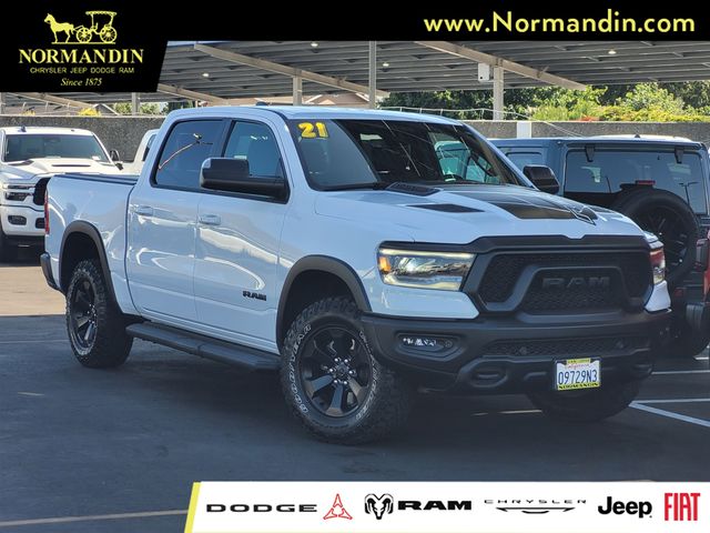 Bright White Clearcoat 2021 RAM 1500 Pickup Truck Four-Wheel Drive 8-Speed Automatic