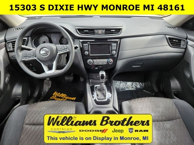 2019 Nissan Rogue SV - Pearl White Tricoat exterior view 9