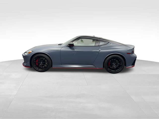 2024 Stealth Gray/Super Black Nissan Z NISMO RWD Coupe