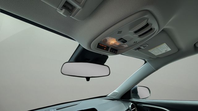 Used 2026 Green Chevrolet ACTIV image 28
