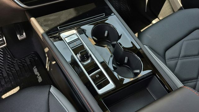 2025 Volkswagen Atlas