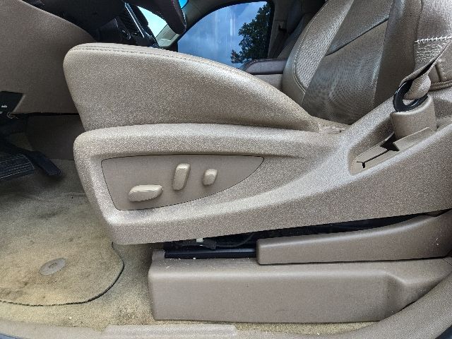 2016 Chevrolet Tahoe LTZ:167577C