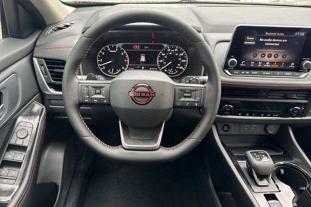 2026 Nissan Rogue SV - Photo 11