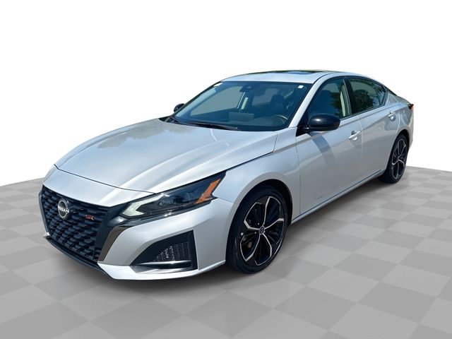 Brilliant Silver Metallic 2025 Nissan Altima 2.5 SR FWD Sedan Front-Wheel Drive Continuously Variable Transmission