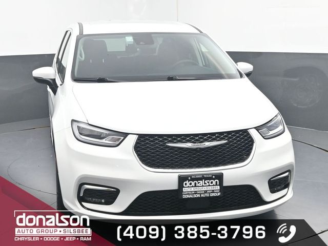 used 2023 Chrysler Pacifica car, priced at $24,653
