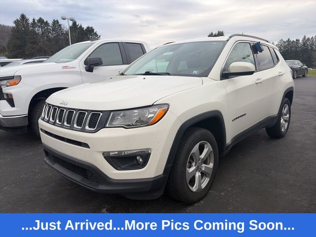 White Clearcoat 2019 Jeep Compass Latitude 4WD SUV / Crossover Four-Wheel Drive 9-Speed Automatic