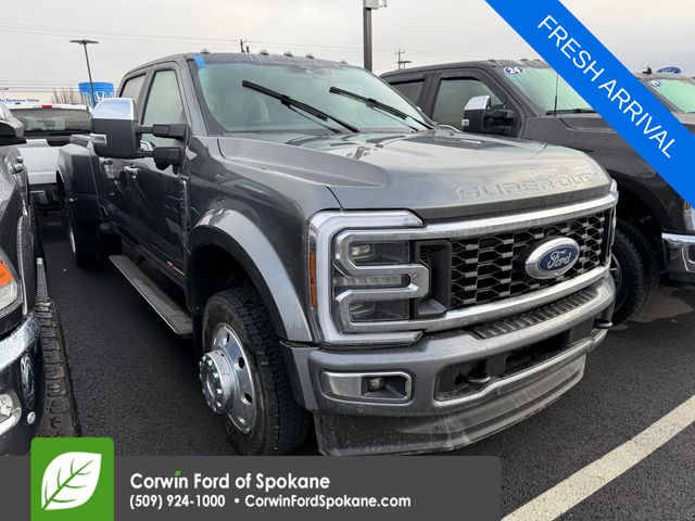 2025 Ford F-450 Super Duty Platinum Crew Cab LB DRW 4WD