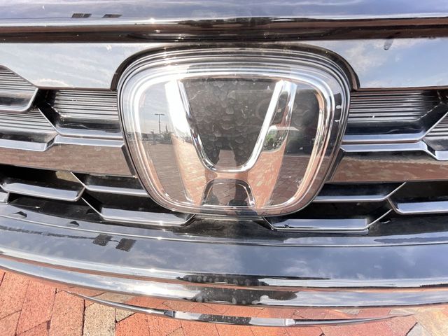 Used 2025 Honda Odyssey Van