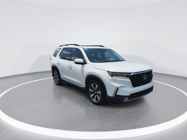 Used 2025 Honda Pilot SUV