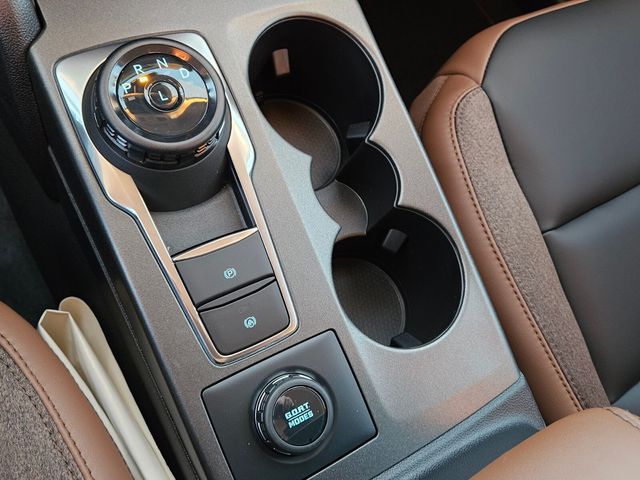 New 2025 Gray Ford Outer Banks image 23