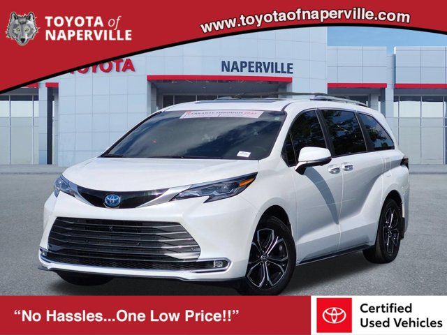  2025 Toyota Sienna Platinum 7-Passenger AWD   
