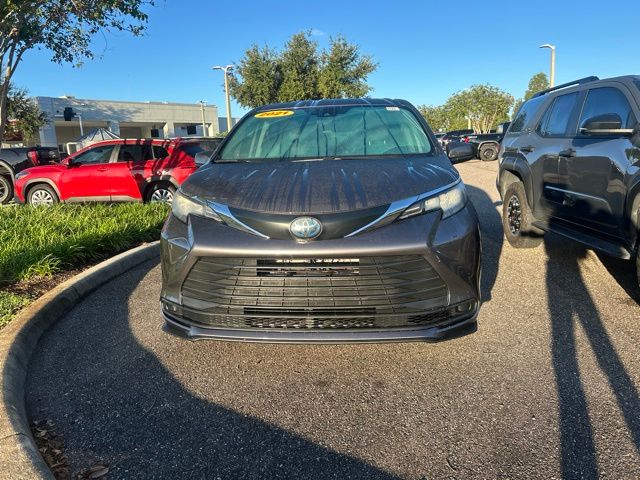 Used 2021 Toyota Sienna Van