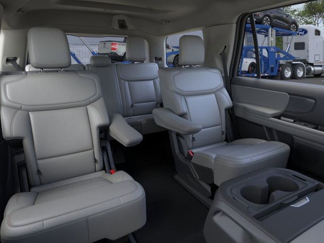 2026 Ford Expedition Active  168581