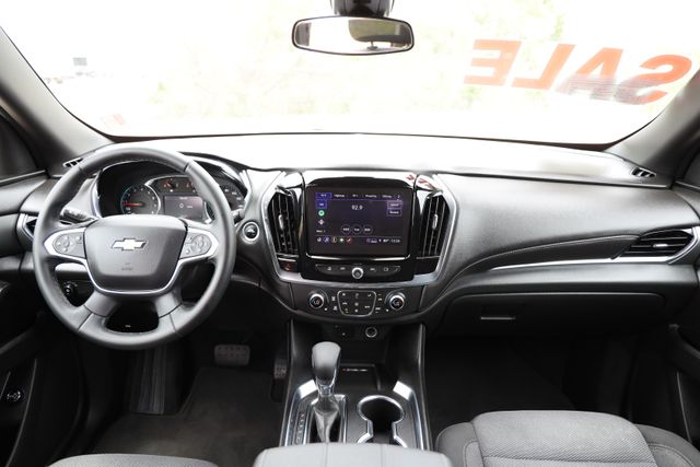 2023 Chevrolet Traverse LT White at Joe Myers Mazda Kia