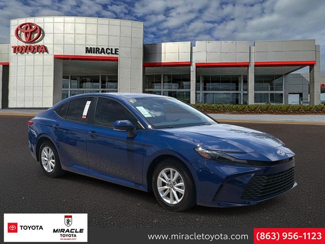 Reservoir Blue 2025 Toyota Camry Sedan Front-Wheel Drive Continuously Variable Transmission