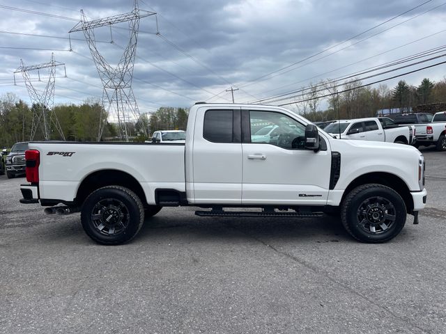 2024 Ford F-250SD Lariat - White Metallic exterior view 8