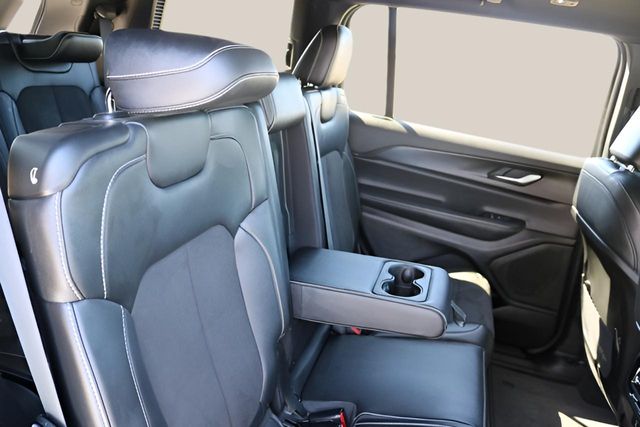 Used Car 2024 Jeep Grand Cherokee L  Altitude For Sale Under $35,000 In Austin, Texas